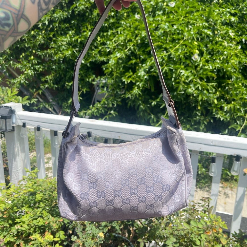 Gucci Lavender Shoulder Bag - Picture 3 of 12